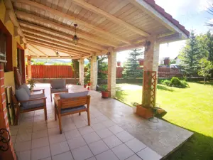 PF vând casa finisata