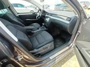 Skoda Superb II - imagine 3