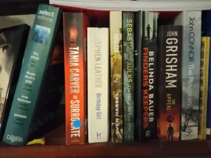 Vand carti romana, engleza Dan Brown, Stephen King, Val Mcdermid, Harlan Coben, Karen Rose etc - imagine 4