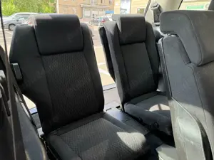 Opel Zafira - imagine 2