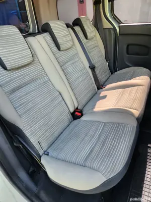 Renault Kangoo - imagine 6 Renault Kangoo - imagine 6