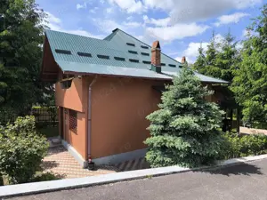 Proprietar,vand casa Arges la preț de ap.2camere