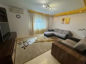 Apartament 3 camere Decebal