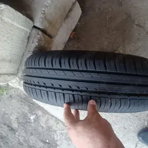 Vand 2 roti ford fiesta