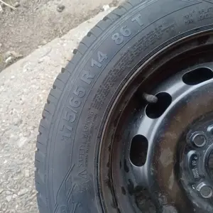 Vand 2 roti ford fiesta - imagine 2