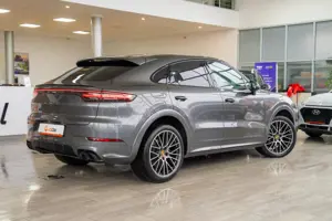 Porsche Cayenne coupe - imagine 8