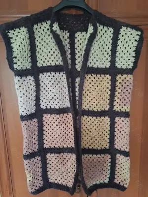 Vesta crosetata manual de dama