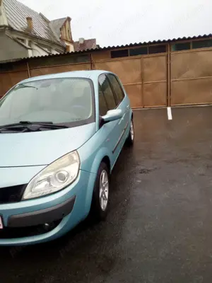 Vând Renault Scenic 2 din 2006 diesel 1870 cutie automată  - imagine 2