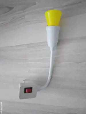 L A M P Ă  flexibilă,nouă
