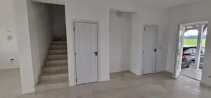 Casă finisată în Vladimirescu 154 mp teren 343 mp, vedere spre pădure - imagine 6