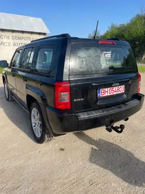 Ofer spre vanzare SUV Jeep Patriot 4x4 (4WD-Permanent), foarte bine intretinut tehnic, fabricat 2010 - imagine 3