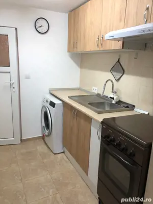 Casa cu 3 camere, 710mp teren - imagine 8