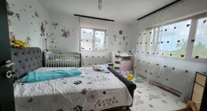 Vila la cheie P+E+M, mobilata, la 10 minute de plaja din Mamaia - imagine 2