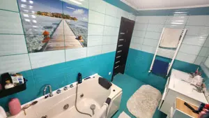 Vila la cheie P+E+M, mobilata, la 10 minute de plaja din Mamaia - imagine 6