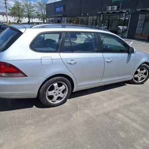 Volkswagen Golf 6 Variant 1.6 TDI - imagine 5