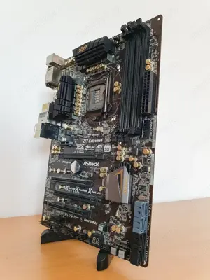Placa de Baza ASRock Z77 Extreme4 | Defecta - imagine 2
