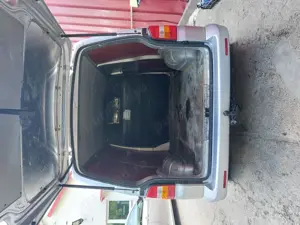 Vand Volkswagen Transporter T5 - imagine 7