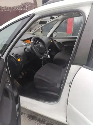 Citroen C4 grand Picasso 2011