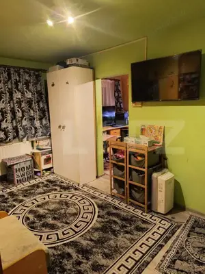 Apartament de vanzare, cu 2 camere, 38 mp, zona Dâmbu Pietros