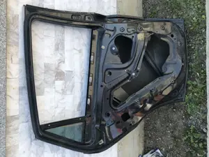 Usa stanga spate BMW X6 - imagine 2 Usa stanga spate BMW X6 - imagine 2