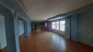 Două Etaje în Vilă în zona Voluntari de Închiriat - imagine 12