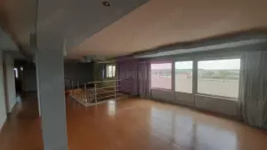 Două Etaje în Vilă în zona Voluntari de Închiriat - imagine 18