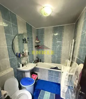 De vanzare apartament cu 3 camere, zona Mall - imagine 6