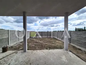 AX1046 Giroc, Zona Esso, 1/2 Duplex Cu 5 Camere - imagine 12