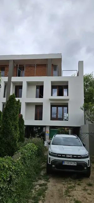 Fratelia - bloc nou !!!