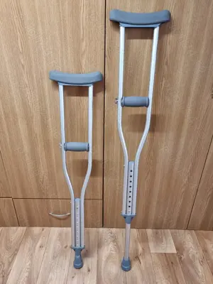 Carje sub brat reglabile, aluminiu, pentru copii