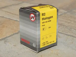 Bec auto halogen Bosch R2 12 V 45 / 40 W P45t fab Ungaria cu ambalaj - imagine 4