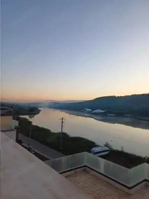 Locuinta cu 4 camere pentru un proprietar cu imaginatie - imagine 3