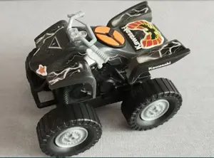 Jucării interactive cu baterii