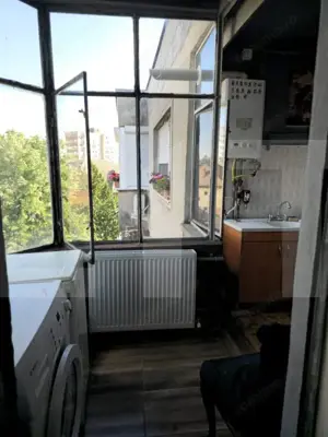 apartament de vanzare, cu o camera, 40 mp, zona Take Ionescu - imagine 9  apartament de vanzare, cu o camera, 40 mp, zona Take Ionescu - imagine 9