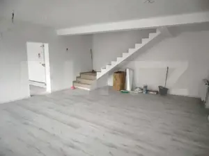 Casa cocheta, 140 mp utili si 250 mp teren, finisata,toate utilitatile, Catargiu - imagine 2