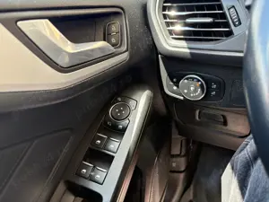 Ford Focus 1.5 EcoBlue Titanium Business - imagine 9