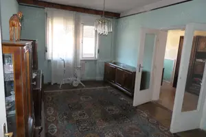 Apartament 4 camere foarte spațios - tot etajul, locație excepțională - imagine 8