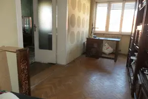 Apartament 4 camere foarte spațios - tot etajul, locație excepțională - imagine 9