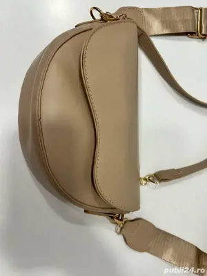 Geanta mica  bej cu  2 barete 
