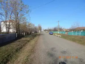 Casa si teren 2100 m2, 25000 euro