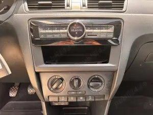 Skoda Rapid 1.6 TDI  - imagine 13 Skoda Rapid 1.6 TDI  - imagine 13