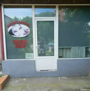 Vand garsoniera parter transformata in spatiu comercial