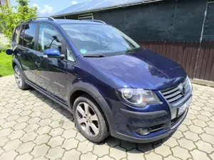 Volkswagen Cross Touran