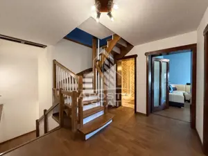 Casa Multifunctionala – Pensiune, Evenimente, Piscina si Crama - imagine 13