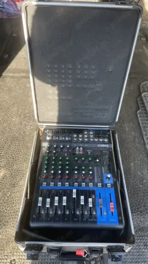 Vând Mixer analog Yamaha - imagine 2