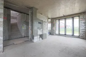 PROPRIETATE VÂNDUTĂ! Vilă spațioasă– Via Carmina, Arad. - imagine 5