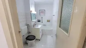 Apartament cu 3 camere decomandat centrala proprie Zona Aradului - imagine 7