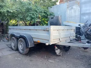 Remorcă de vânzare