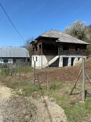 Casa spatioasa pe 2 nivele SACEL, Maramures 182m2 utili