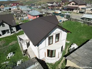 vând casă bogonos comuna Letcani 